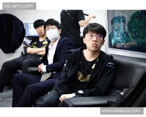 电竞数据深入解析RNG战队默契配合的秘密与策略探讨 电竞数据深入解析RNG战队默契配合的秘密与策略探讨